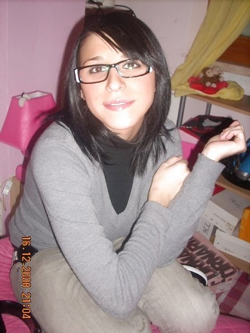 sexe gros plan fisting de chatte poilue